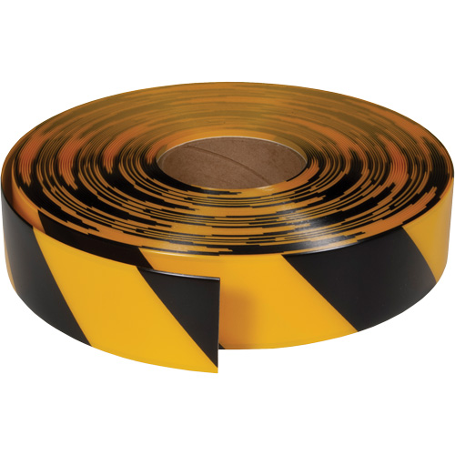 Ruban de marquage tr&egrave;s r&eacute;sistant pour plancher ArmorStripe, 2" x 100', PVC, Noir et jaune M & M Nord Ouest Inc