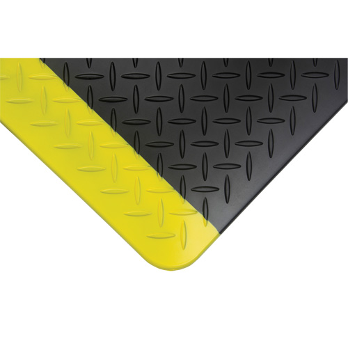 Tapis antifatigue, Losange, 1-2/3' x 3-1/4' x 3/4", Noir/Jaune, Polyur&eacute;thane M & M Nord Ouest Inc
