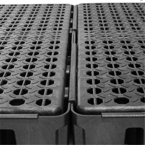 Black Diamond Low Profile Spill Pallet, 102 US gal. Spill Capacity, 96" x 49" x 6.5" M & M Nord Ouest Inc