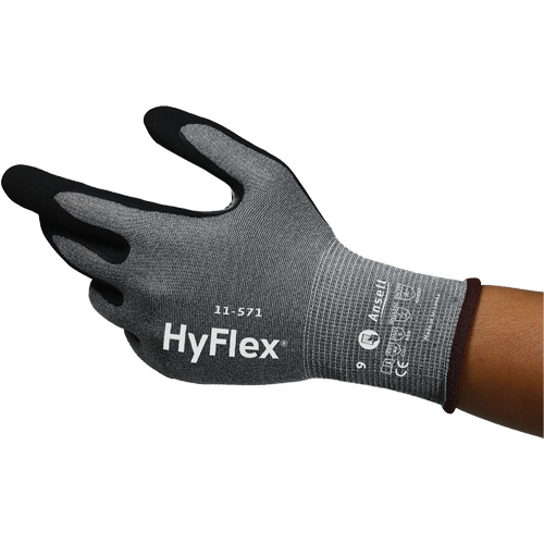 Gants anti-coupures HyFlex 11-571, Taille 5, Calibre 15, Rev&ecirc;tement Nitrile, Enveloppe en Nylon/PEHP/Spandex, ASTM ANSI niveau A4/EN 388 niveau D M & M Nord Ouest Inc