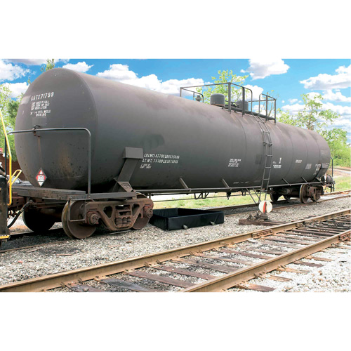 Ultra-Tanker Berm, 374 US gal. Capacity, 5' W x 10' L x 12" H, Foam Wall M & M Nord Ouest Inc