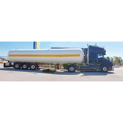 Ultra-Tanker Berm, 374 US gal. Capacity, 5' W x 10' L x 12" H, Foam Wall M & M Nord Ouest Inc