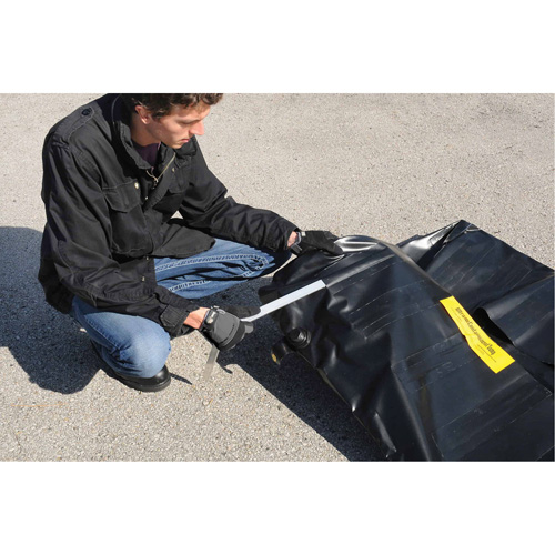 Ultra-1000 Containment Sump&reg; Flexible Fuel Tank Container without Drain, 162" L x 78" W, 1150 US gal. Capacity M & M Nord Ouest Inc