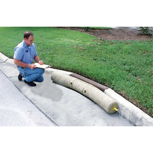 Ultra-Gutter Guard&reg;, Sediment, 144" L x 9" W M & M Nord Ouest Inc