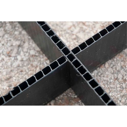 4-Drum Flexible Ultra-Spill Pallet&reg;, 66 US gal. Spill Capacity, 48" x 48" x 7" M & M Nord Ouest Inc