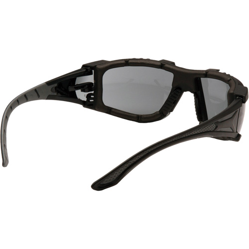 Endeavor&reg; Plus Safety Glasses, Grey Lens, Anti-Fog, ANSI Z87+/Meets/Exceeds CSA Z94.3 M & M Nord Ouest Inc