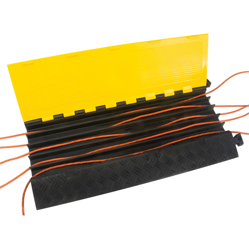 Protecteur de c&acirc;bles en polyur&eacute;thane, 5 canaux, 35,43" lo x 19,69" la x 2" h M & M Nord Ouest Inc