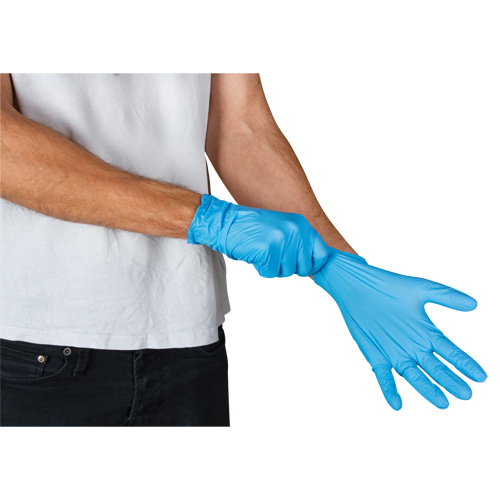 Emballages de gants jetables pour machine distributrice, Petit, Nitrile, 4,5 mils, Sans poudre, Bleu, Classe 2 M & M Nord Ouest Inc