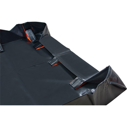 Berme d&eacute;ployable &agrave; mur IBX, Capacit&eacute; 4488 gal. US, 12' la x 50' lo x 12" h, Support &agrave; encliqueter M & M Nord Ouest Inc