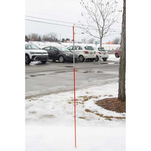 Balises r&eacute;fl&eacute;chissantes pour all&eacute;es M & M Nord Ouest Inc