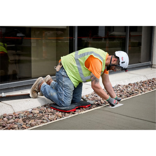 Packout Kneeling Pad, 18.7" L x 13.7" W, 2.2" Thick M & M Nord Ouest Inc