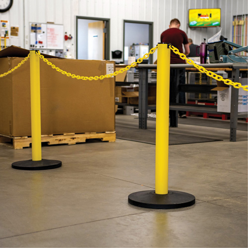 Industrial Stanchion, 37" High, Red M & M Nord Ouest Inc