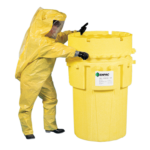 Surconteneur de baril Poly-Overpack 180T , Stationnaire M & M Nord Ouest Inc