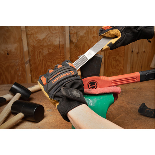 4-in-Hand&reg; Rasp & File M & M Nord Ouest Inc