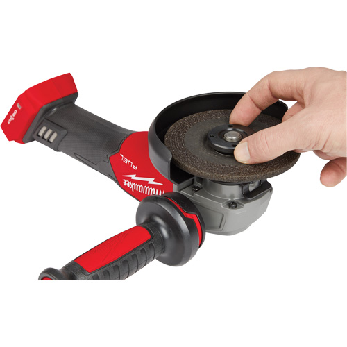 Meuleuse &agrave; frein avec interrupteur &agrave; glissi&egrave;re One-Key M18 Fuel (outil seulement), Roue de 4-1/2" ou 5", 18 V M & M Nord Ouest Inc