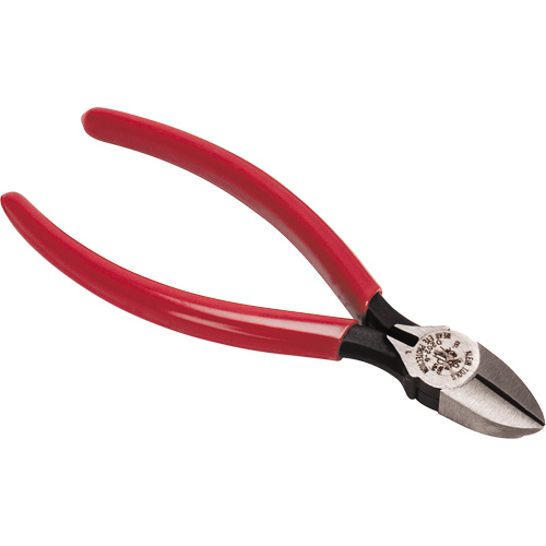Tapered Nose Diagonal Cutters, 6-1/8" L M & M Nord Ouest Inc