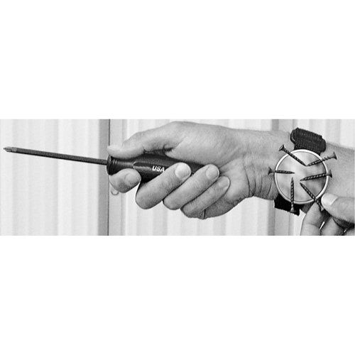 Nail & Screw Holders M & M Nord Ouest Inc