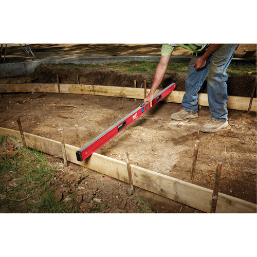 Niveau num&eacute;rique Redstick avec technologie de mesure Pin-Point M & M Nord Ouest Inc