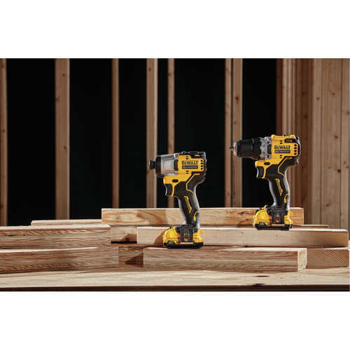 Xtreme Brushless Drill & Impact Driver Kit, Lithium-Ion, 12 V M & M Nord Ouest Inc