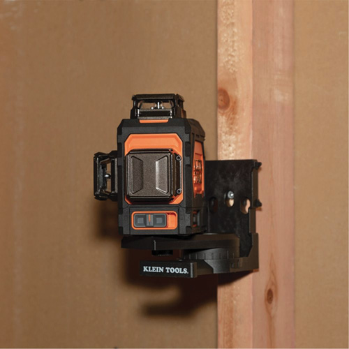 Niveau laser planaire vert auto-nivelant rechargeable M & M Nord Ouest Inc