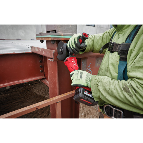 Meuleuse &agrave; frein avec interrupteur &agrave; glissi&egrave;re verrouillable M18 Fuel, 18 V, Mandrin 5", Lithium-ion M & M Nord Ouest Inc