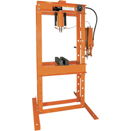 Presses pour atelier &agrave; usage lourd, Capacit&eacute; 35 tonnes M & M Nord Ouest Inc