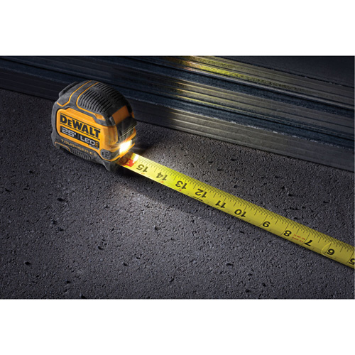 TOUGHSERIES LED Lighted Tape Measure, 25' M & M Nord Ouest Inc