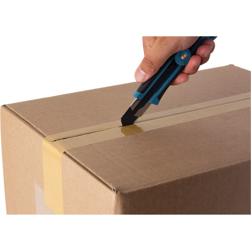 Couteau professionnel de 18 mm, Acier inoxydable, Robuste, Prise en Caoutchouc M & M Nord Ouest Inc
