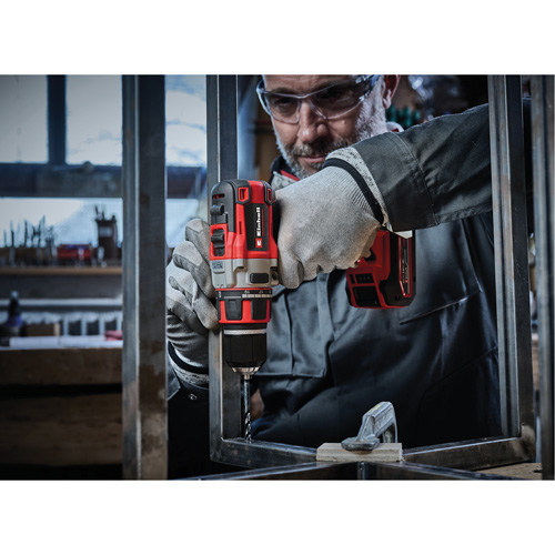 Perceuse professionnelle sans fil (outil seulement), Lithium-ion, 18 V, Mandrin 1/2", Couple 531  lb-po M & M Nord Ouest Inc