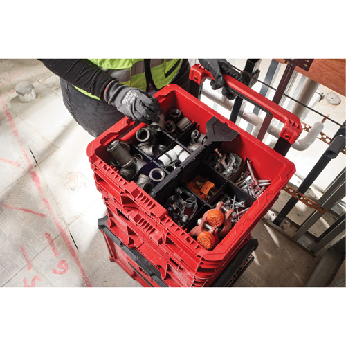 Bac &agrave; profil bas PACKOUT, 15" x 18-5/8" x 6-5/8", Noir/Rouge M & M Nord Ouest Inc