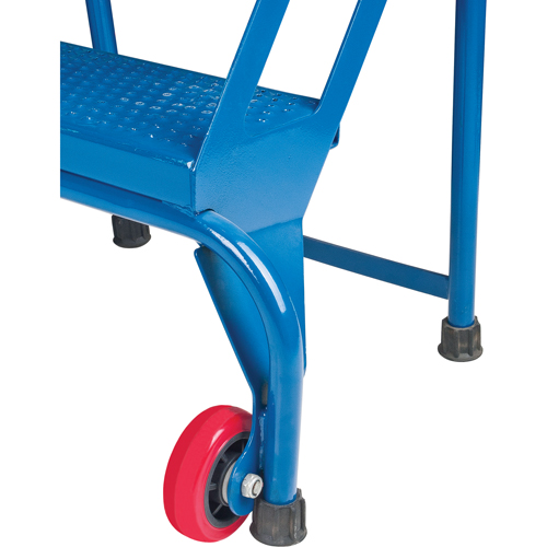 &eacute;chelle pliante portative, 2 marches, Perfor&eacute;, Hauteur 20" M & M Nord Ouest Inc