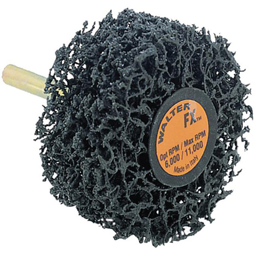 Disque mont&eacute; pour nettoyage de surface FX M & M Nord Ouest Inc