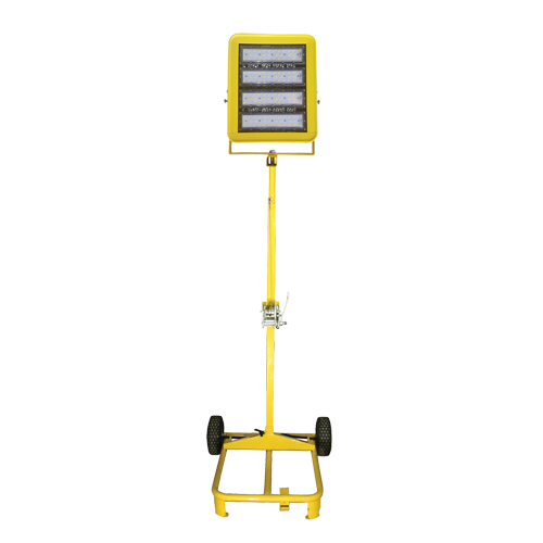 Chariot d'&eacute;clairage &agrave; t&ecirc;te unique avec treuil, DEL, 200 W, 30000 lumens, Boîtier en Aluminium M & M Nord Ouest Inc