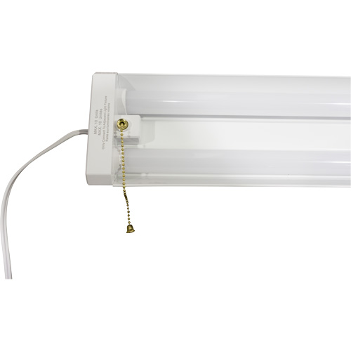 Lampe interconnectable pour atelier, DEL, 120 V, 42 W, 2,9" h x 6,3" la x 47,4" lo M & M Nord Ouest Inc