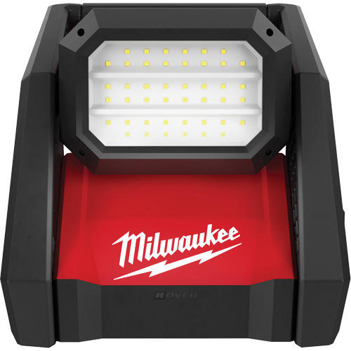 Projecteur d'illumination &agrave; alimentation double M18 Rover, DEL, 2000/4000/1200 lumens, Boîtier en Plastique M & M Nord Ouest Inc