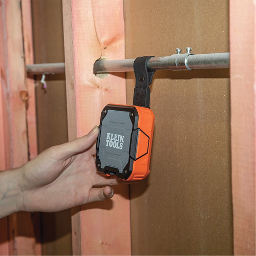 Haut-parleur sans fil pour chantier (outil seulement), Lithium-ion M & M Nord Ouest Inc