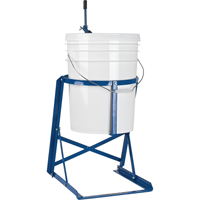 Can Tipper, 5 US gal. (4.16 Imperial Gal.), 75 lbs./34 kg. Capacity, 11-1/2" Dispensing Height M & M Nord Ouest Inc