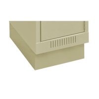 Base en retrait pour casiers &eacute;conomiques Clean Line, 1 Blocs, 4" lo x 12" la x 18" p, Beige, Acier M & M Nord Ouest Inc