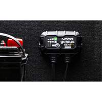 Chargeur de batterie embarqu&eacute; &agrave; 1 sortie de 5 amp&egrave;res Gen5X1 Genius M & M Nord Ouest Inc