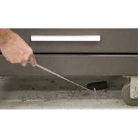 Flexible Magnetic Pick-Up Tool, 23-1/2" Length, 2.5 lbs. Capacity M & M Nord Ouest Inc