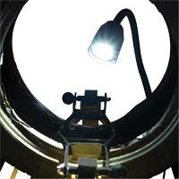 Pneumatic Passenger & Light Truck Tire Spreader M & M Nord Ouest Inc