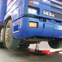 4-Stage Jack, 17 Ton(s)/28 Ton(s)/55 Ton(s)/88 Ton(s), Air Hydraulic M & M Nord Ouest Inc