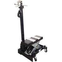 Cric de service de plancher &agrave; profil bas, 12 tonne(s) Capacit&eacute;, 7-1/2" Abaiss&eacute;e, 15" &eacute;lev&eacute;e, Air comprim&eacute;/hydraulique M & M Nord Ouest Inc