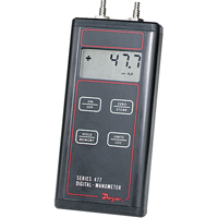 Manometer, Digital, 0 - 30 PSID/0 - 200 kPa M & M Nord Ouest Inc