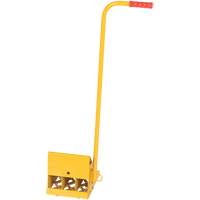 Cale de roue avec poign&eacute;e ergonomique, Acier, Jaune, 8" la x 10-3/4" p x 9-1/8" h M & M Nord Ouest Inc