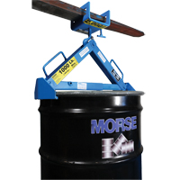 Crochet &agrave; installer sur fourche, Ouverture des fourches 5-1/2" x 1-9/16" M & M Nord Ouest Inc