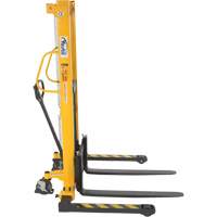 Manual Hydraulic Stacker, Hand Pump Operated, 2000 lbs. Capacity, 63" Max Lift M & M Nord Ouest Inc