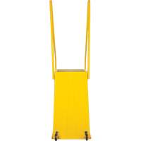 Escabeau industriel, 4 marches, 44" x 22-1/4" x Hauteur 65-1/8" M & M Nord Ouest Inc