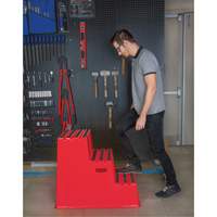 Escabeau industriel, 3 marches, 34-13/16" x 22-7/16" x Hauteur 28-1/2" M & M Nord Ouest Inc