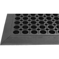 Tapis de s&eacute;rie Competitor, &agrave; fentes, 3' x 5' x 7/8", Noir, Caoutchouc naturel M & M Nord Ouest Inc